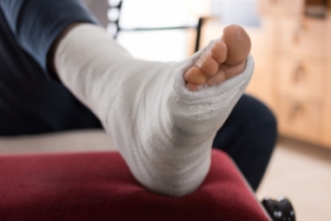 Protect Your Feet While Traveling to Cities with Cobblestone Streets